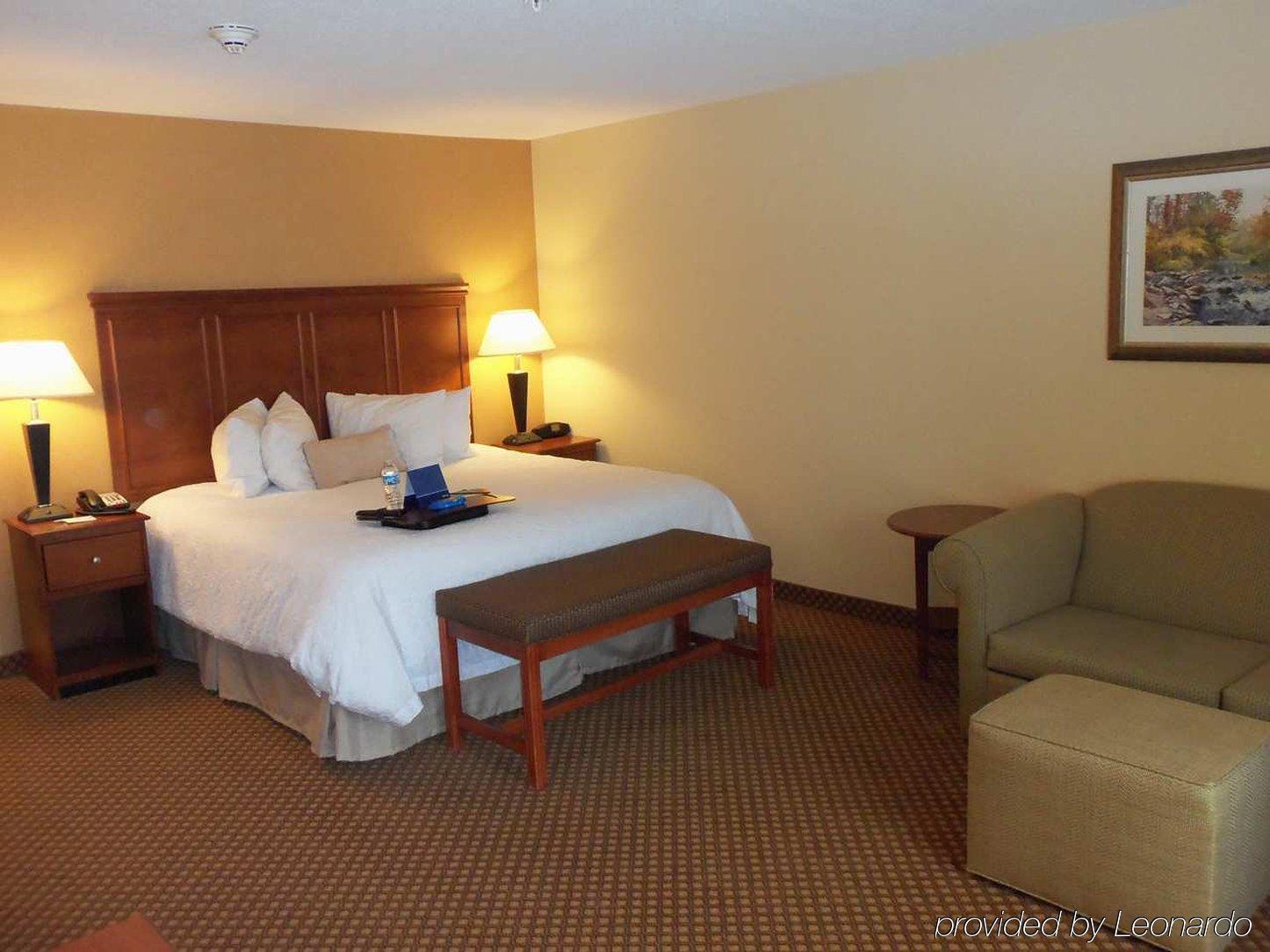 Hampton Inn & Suites Detroit/Chesterfield Exterior foto
